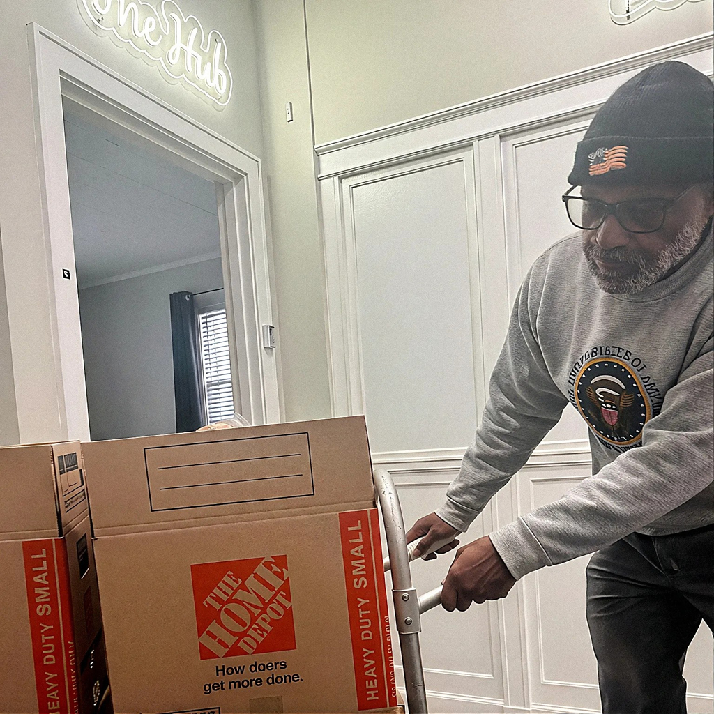 Volunteer-Shots-1 (5)